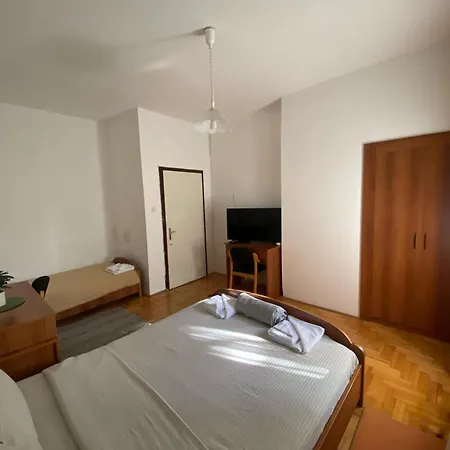 Vlasina - Vlasinsko Jezero Hotel Vlasina Rid